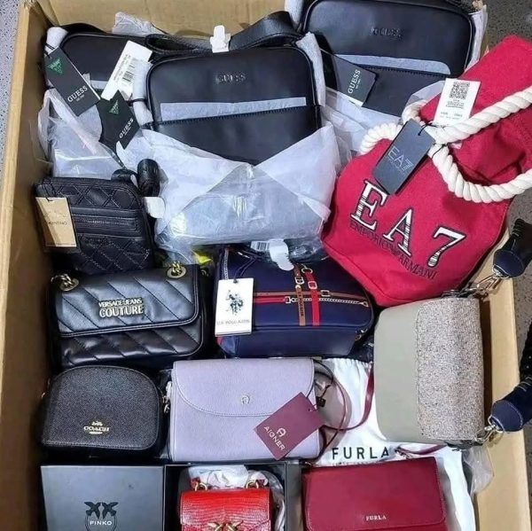 Ladies Handbags Pallet